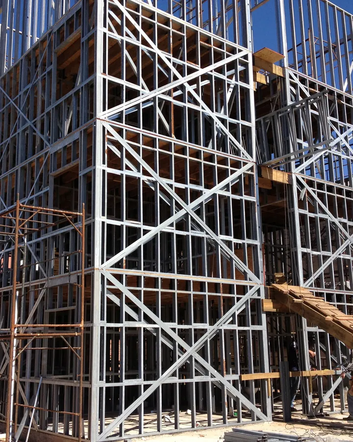 Estrutura de prédio em Light Steel Frame com vários pavimentos